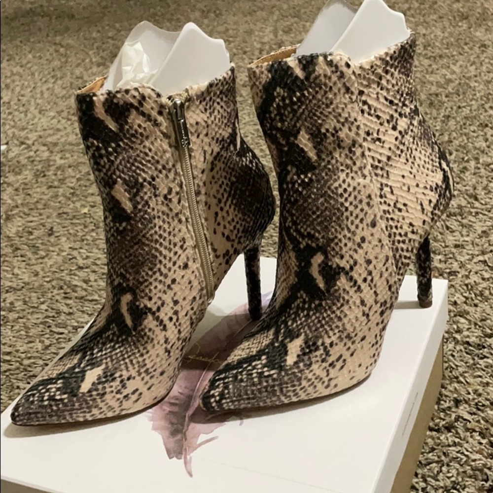 BRAND NEW SNAKE SKIN BOOTIES